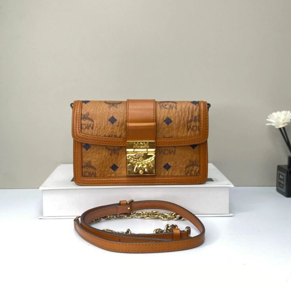 Mcm Women Pre-Loved Bag Very Good Condition